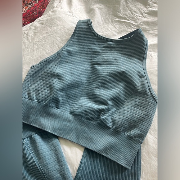 MP Activewear 💗 2 piece teal blue ribbed knit leggings and criss cross back bra - Picture 2 of 7